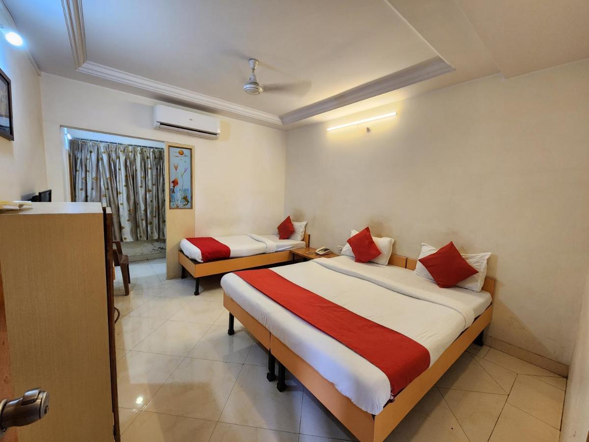 Hotel Kalasai Ширди Номер фото